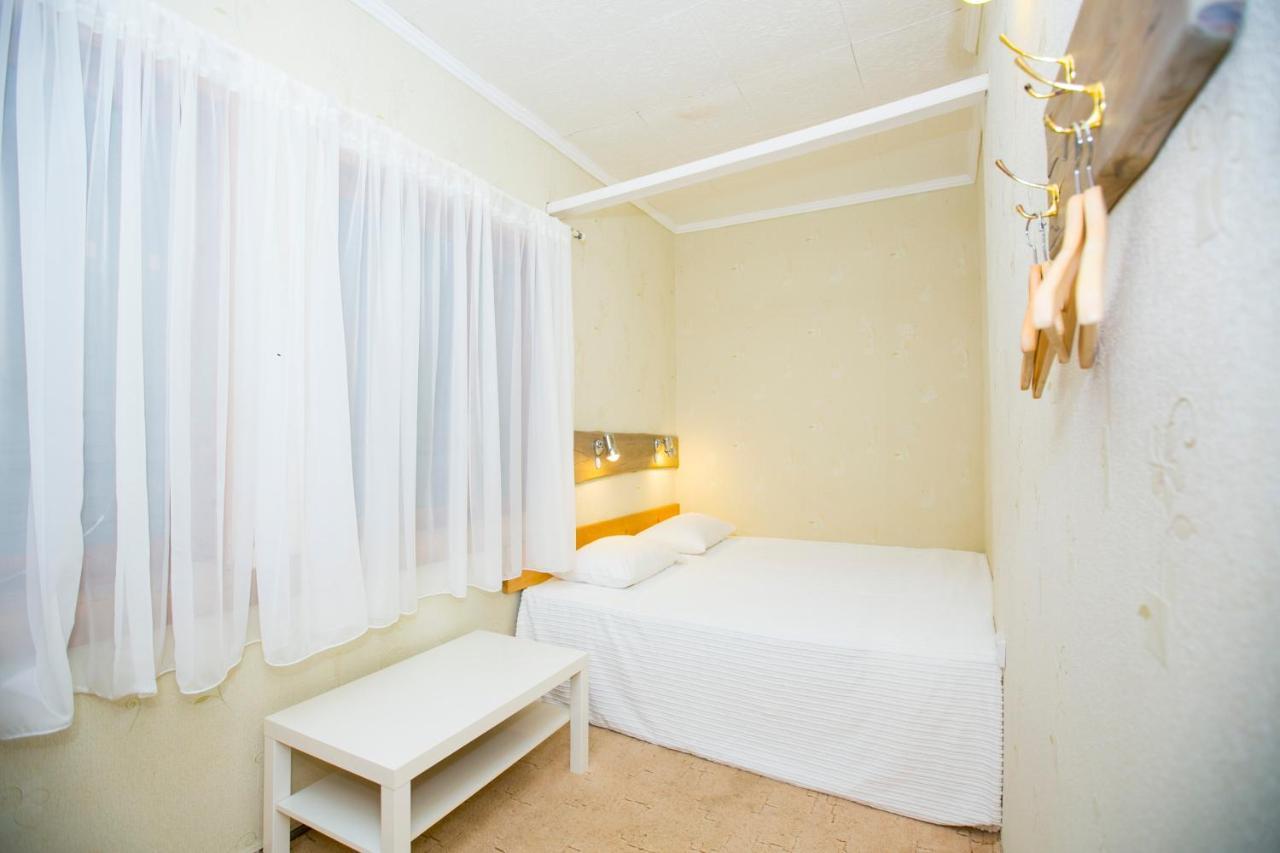 Guest House Lavr Гагра Екстер'єр фото