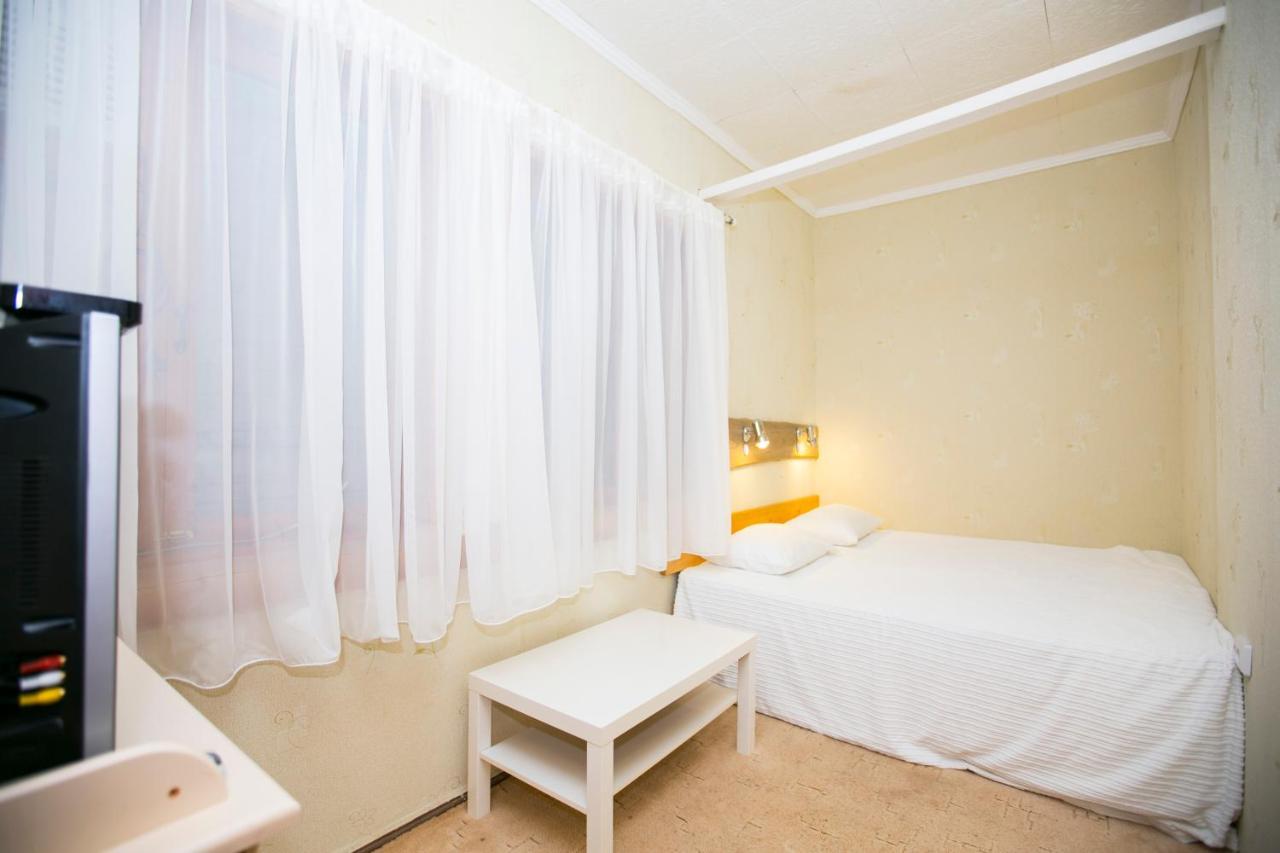Guest House Lavr Гагра Екстер'єр фото