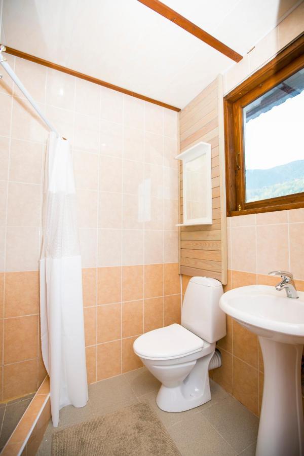 Guest House Lavr Гагра Екстер'єр фото
